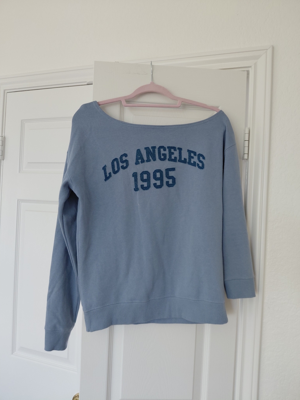 Light Blue "Los Angeles 1995" Pullover Sweatshirt
